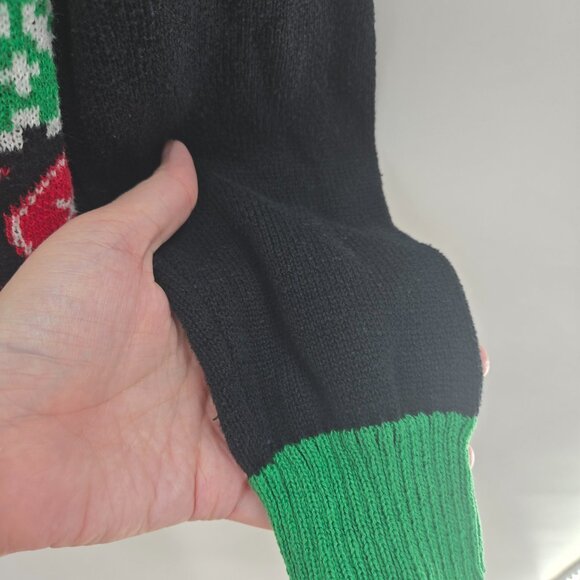 Star Wars Stormtrooper Green Christmas Sweater Size Medium - Picture 3 of 6